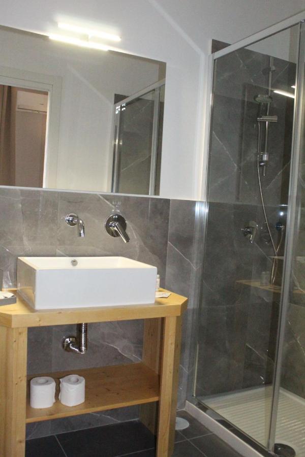 Be Italian Flat Sanfelice Hotel เนเปิลส์ ภายนอก รูปภาพ