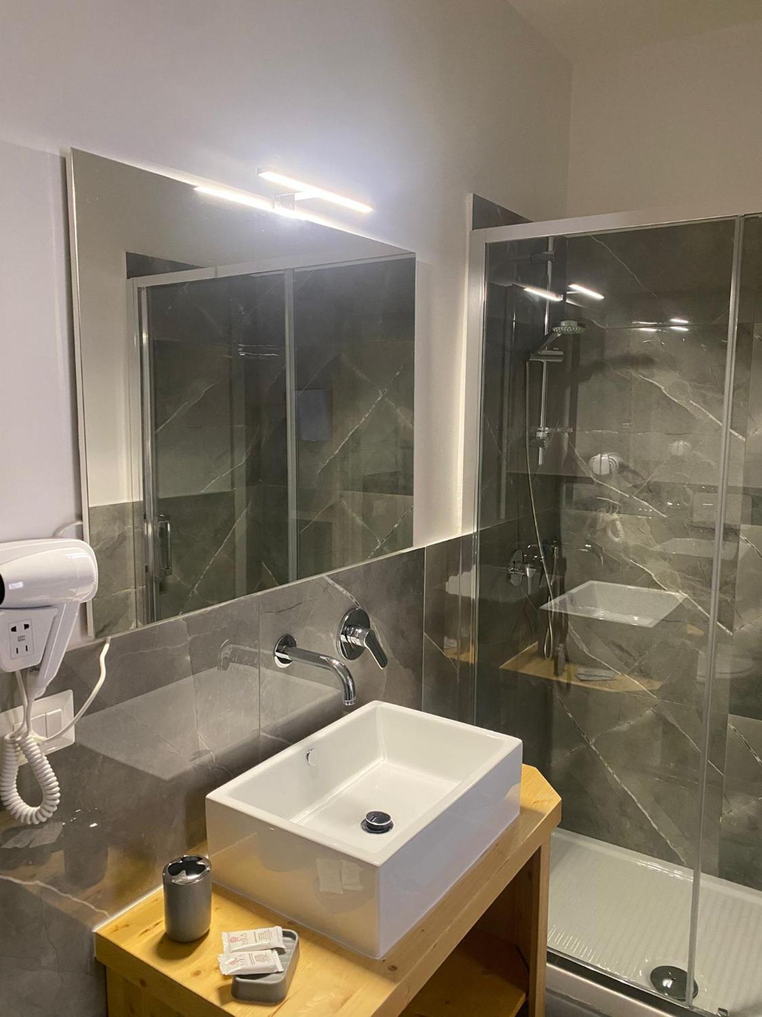 Be Italian Flat Sanfelice Hotel เนเปิลส์ ภายนอก รูปภาพ
